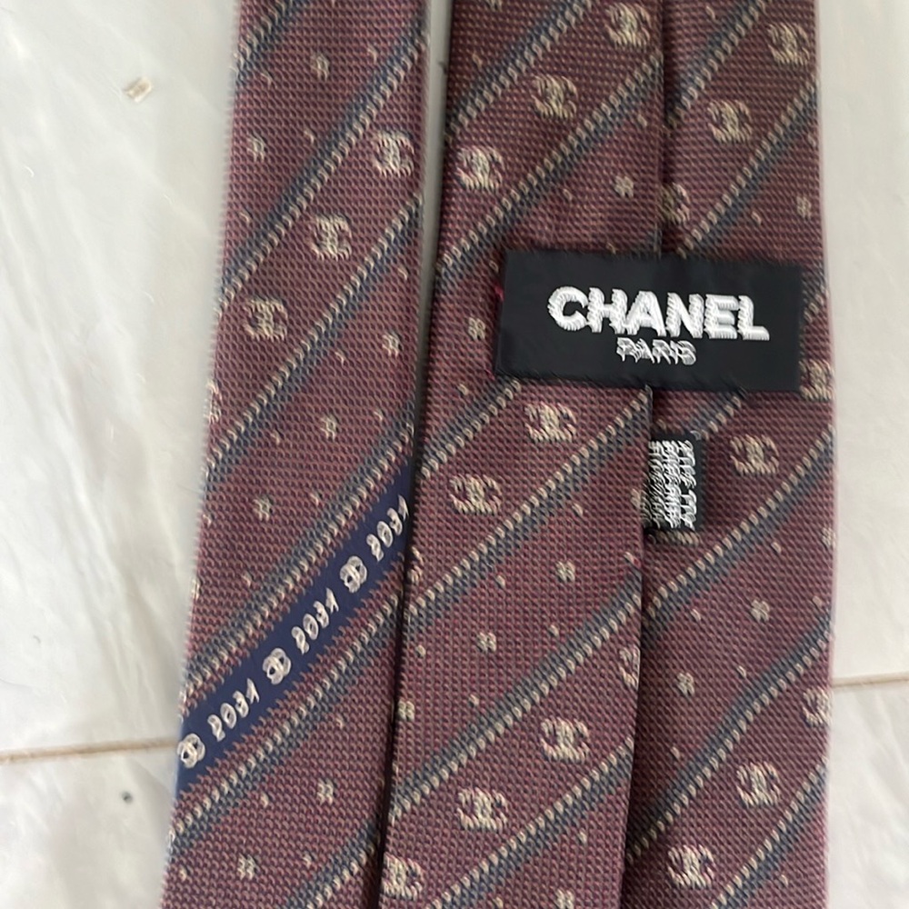 Chanel skinny tie.  Excellent condition